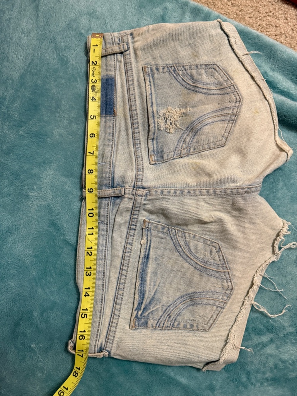 super short light blue jean shorts - Picture 5 of 5